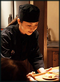 店長 勝野真由美